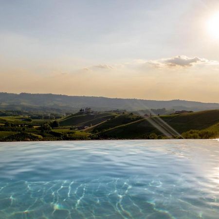 Diano dʼAlba Le Vecchie Persiane - Bed & Breakfast מראה חיצוני תמונה